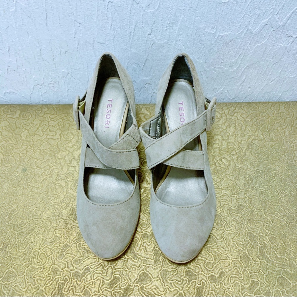 TESORI TAUPE SUEDE WEDGE SHOES